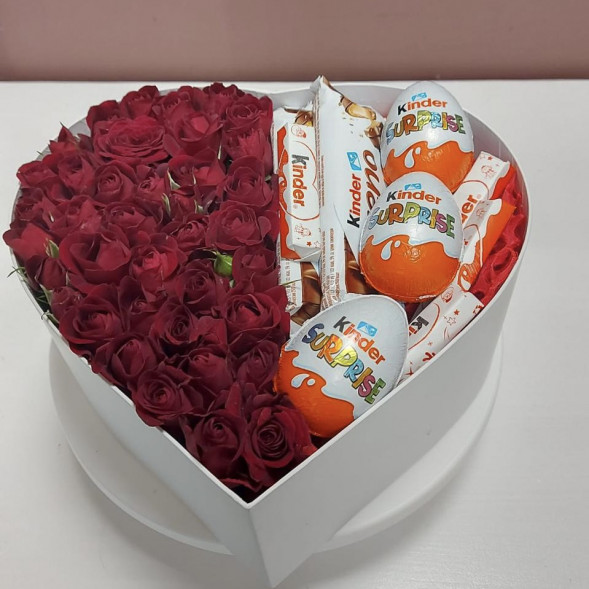 Композиция в коробке «Сладкая любовь» в Армянске