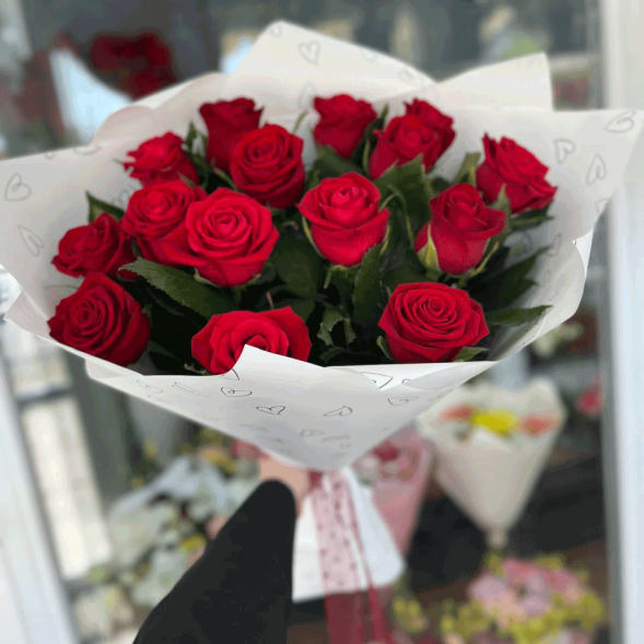 Букет 15 красных роз в Армянске