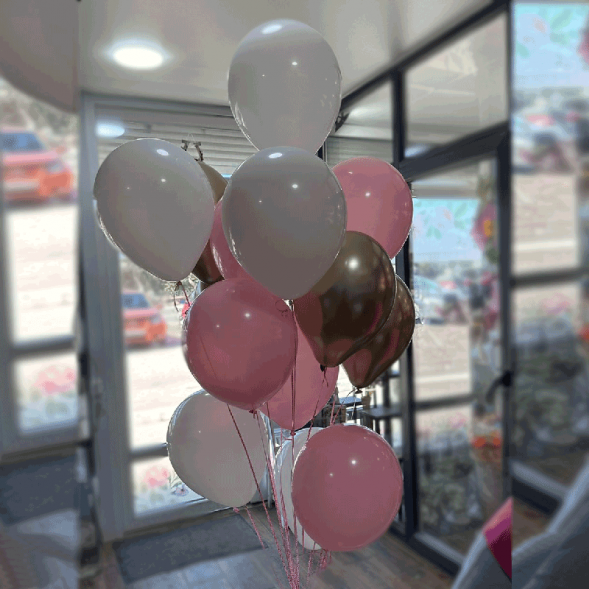 Фонтан из 15 гелиевых шариков микс в Армянске